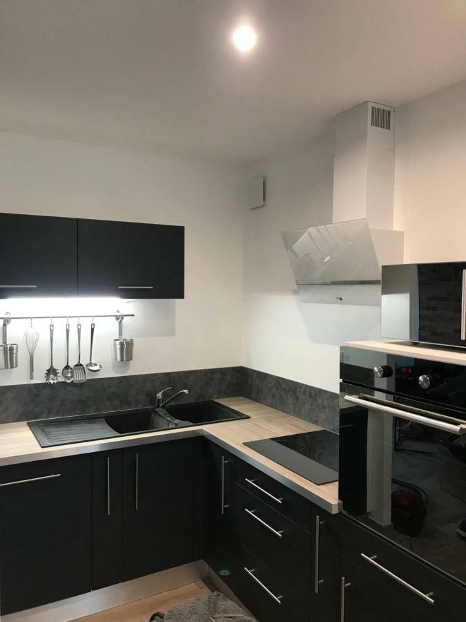 Gite 5 Pers Avec 2H Espace Bien-Etre Privatise Inclus Dans Le Prix De La Nuit 80M2 De Detente Équilly Exterior foto